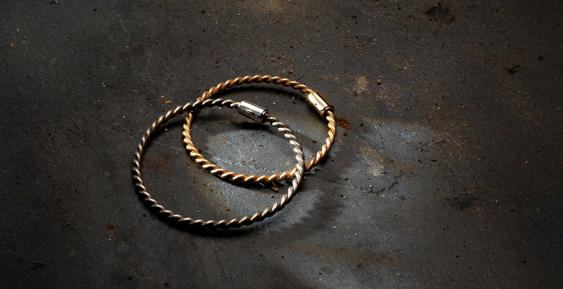 Jak zbadać częstotliwość kubitów królewskich?