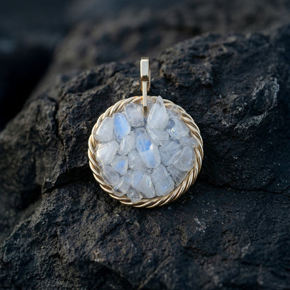 Amulet tensorowy z Kamieniem Księżycowym – Mosiądz pozłacany