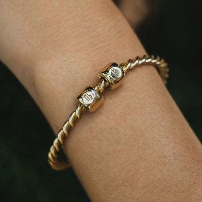 Charms ze znakiem zodiaku Panna (♍︎) Pozłacany - Mosiądz