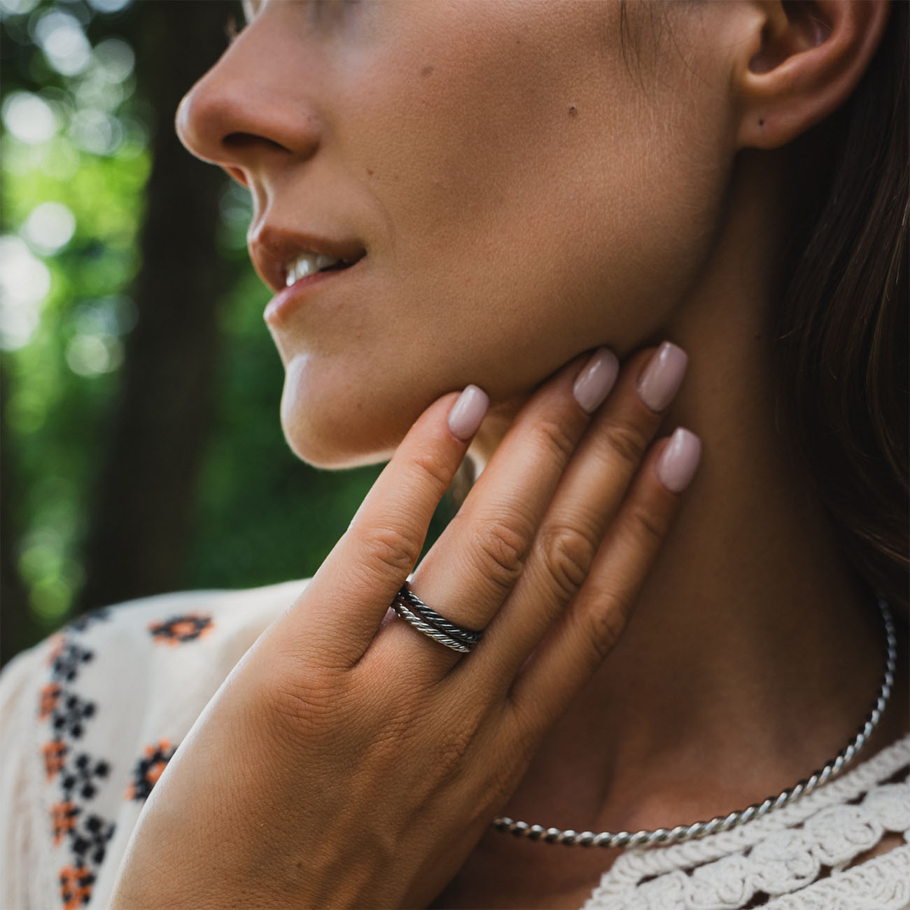 Miedziany pierścionek tensorowy w kolorze srebrnym - Amulet ochronny