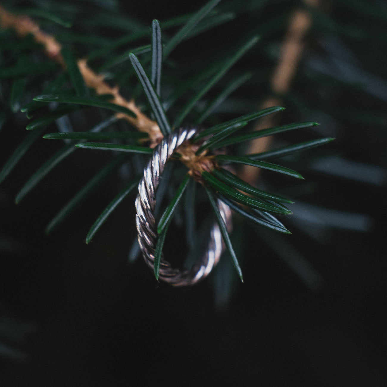 Miedziany pierścionek tensorowy w kolorze srebrnym - Amulet ochronny