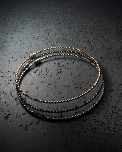 Srebrny naszyjnik tensorowy pokryty platyną - Kubit Zaginiony (177 MHz)